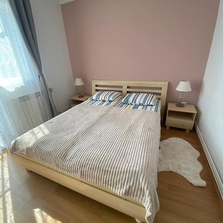 Apartmán Sendy Apartman 2 Sfântu-Gheorghe Exteriér fotografie